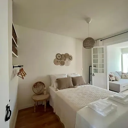 Quiet Place In Centre Апартаменты